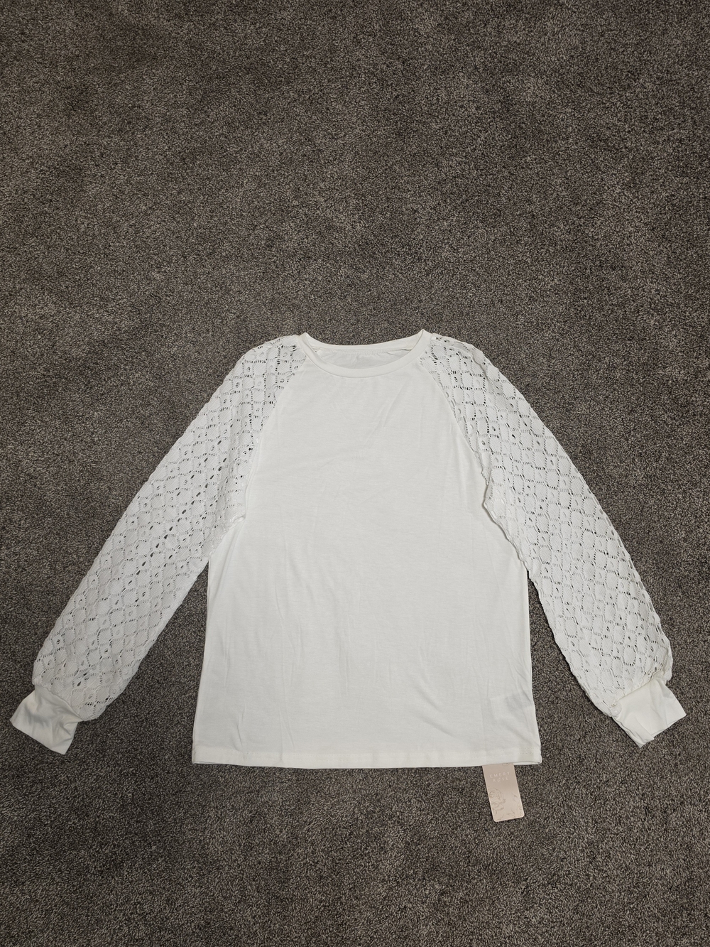 Women’s White Lace Sleeve Blouse